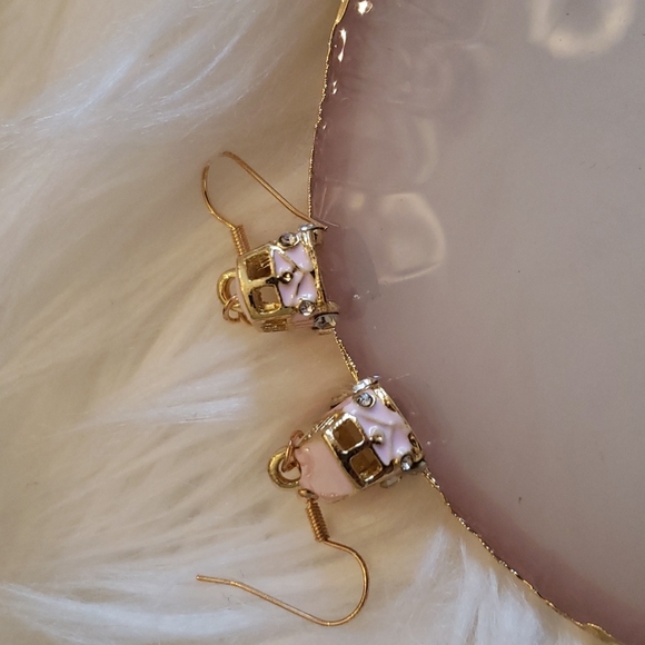 Pink Hippie Volkswagen Bus Earrings - Picture 4 of 4